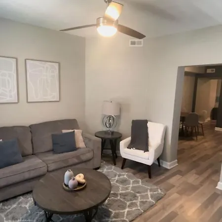Cozy Portsmouth Retreat 2Br 1Ba Villa